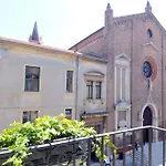 Couette-café Cangrande Di Danese-viviani 4*