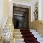 Cangrande Di Danese-viviani Couette-café 4*