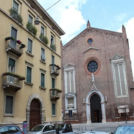 Alojamento de Acomodação e Pequeno-almoço Cangrande Di Danese-viviani Verona