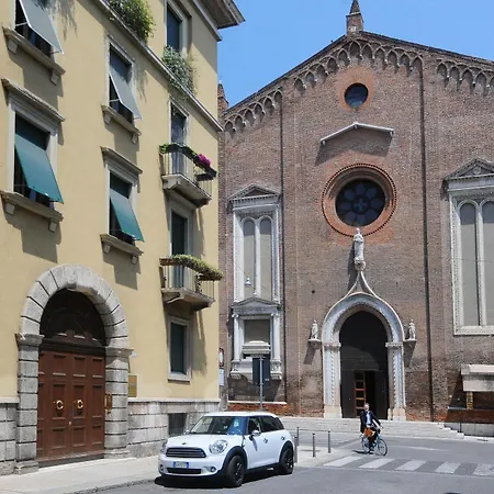 Bed & Breakfast Cangrande Di Danese-viviani 4*