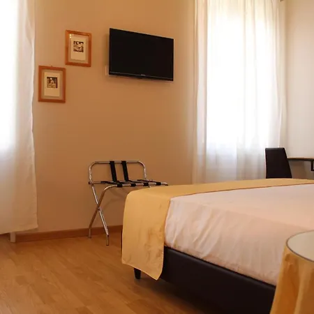 Cangrande Di Danese-viviani Couette-café 4*